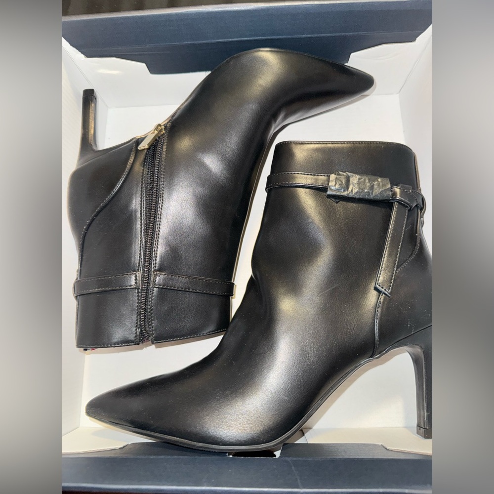 Tommy Hilfiger Black Ankle Booties